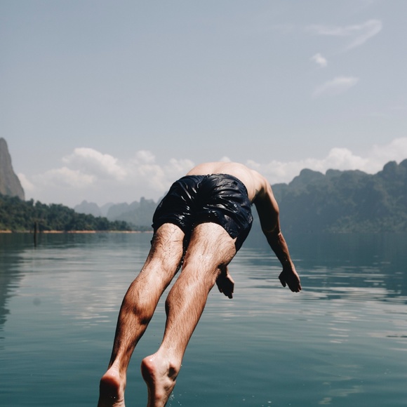 Meet your Posher, Alex - Picture 2 of 2